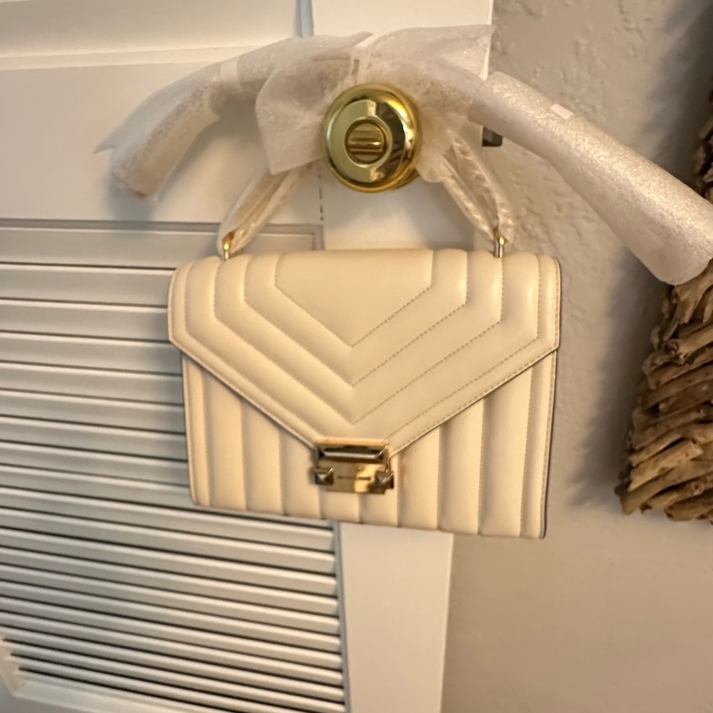 NWT Elegant Cream Quilted Authentic MK bag